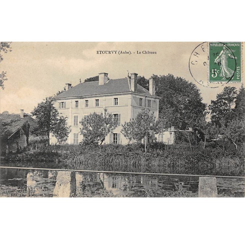 ETOURVY - Le Château - très bon état