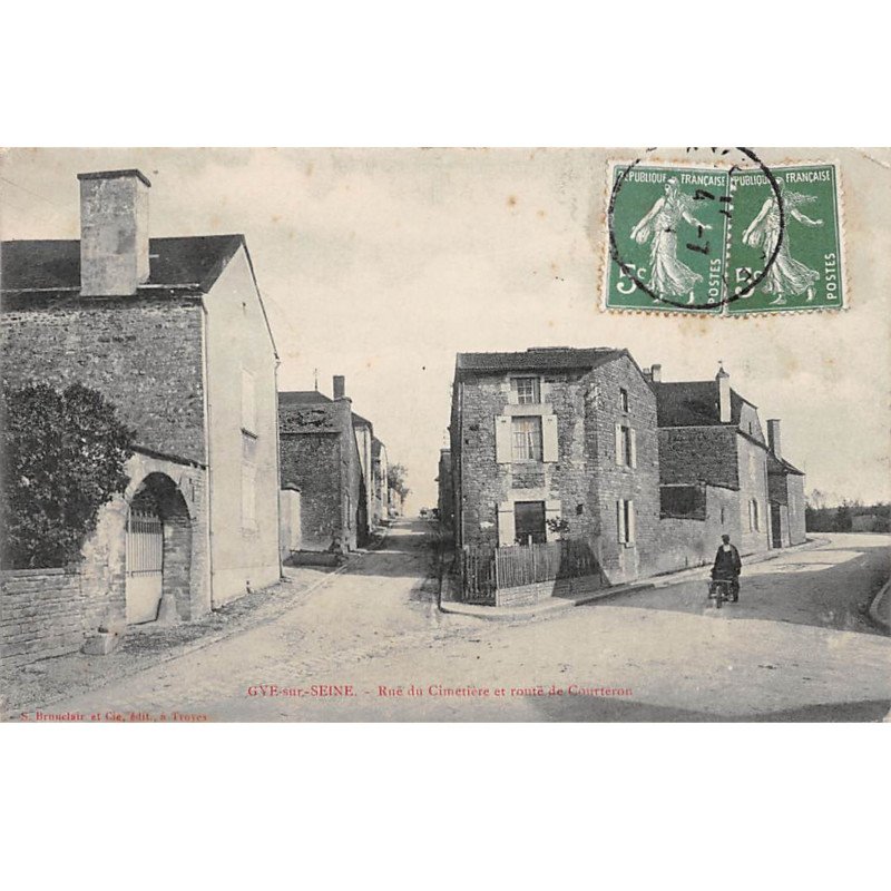 GYE SUR SEINE - Rue du Cimetière et route de Courteron - très bon état