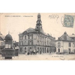 ROMILLY SUR SEINE - L'Hôtel de Ville - très bon état