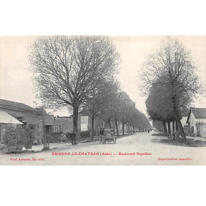 BRIENNE LE CHATEAU - Boulevard Napoléon - très bon état
