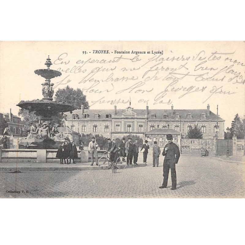 TROYES - Fontaine Argence et Lycée - très bon état