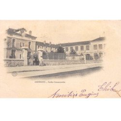 AMBERIEU - Ecoles Communales - très bon état