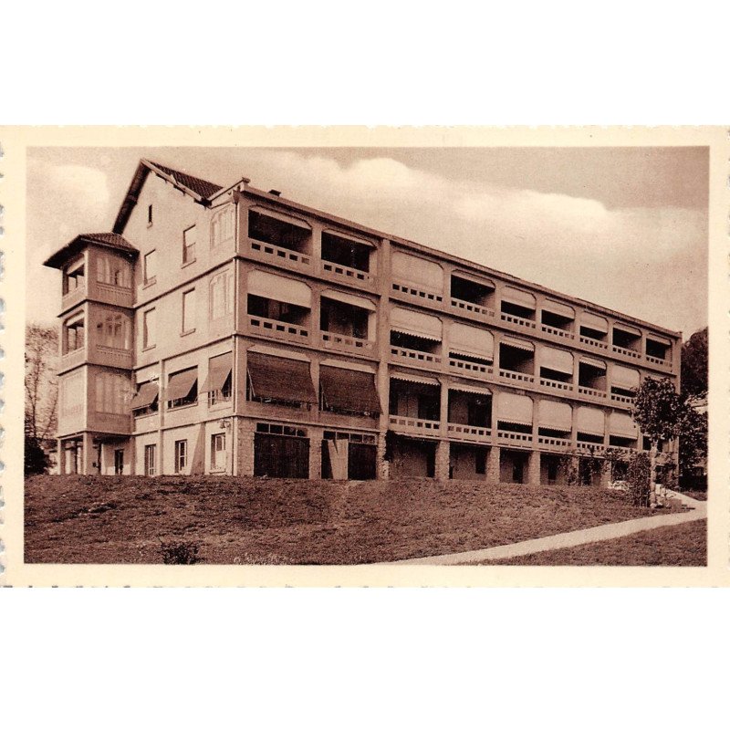 LOMPNES - Hôtel La Fresnaye - très bon état