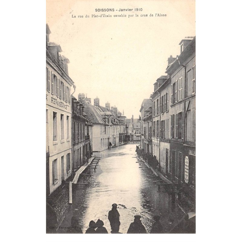 SOISSONS - Janvier 1910 - La Rue du Plat d'Etain envahie par la crue de l'Aisne - très bon état
