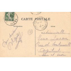 SOISSONS - Place de la République et la Rue Gambetta - très bon état