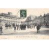 LAON - Place de l'Hôtel de Ville - très bon état