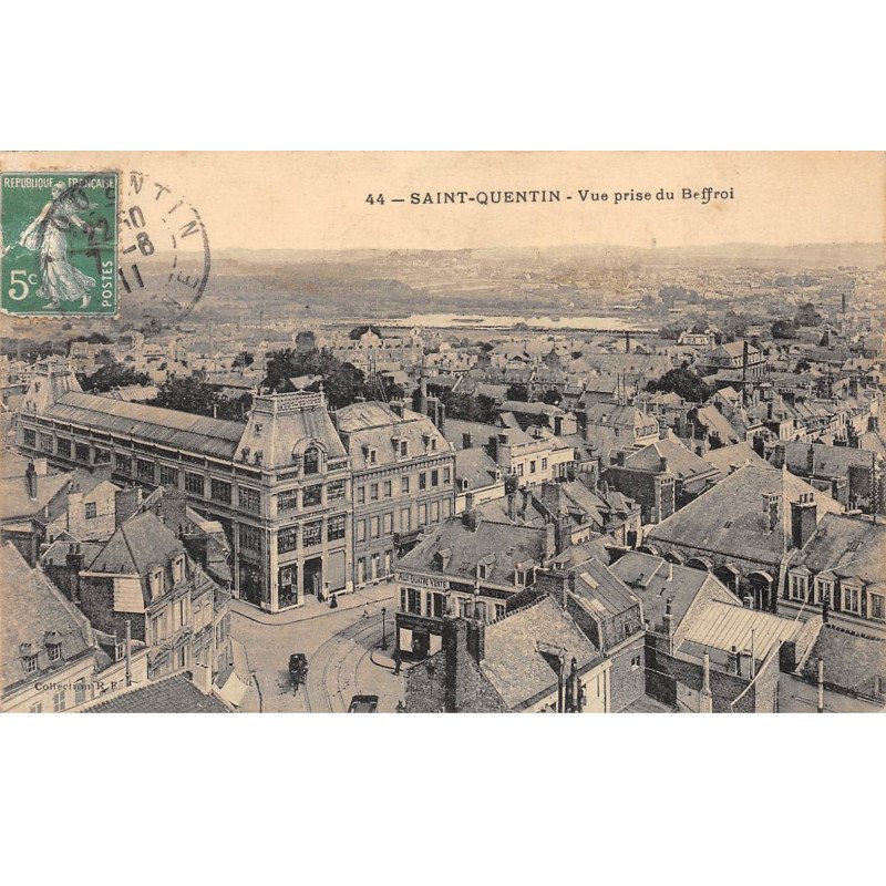 SAINT QUENTIN - Vue prise du Beffroi - très bon état