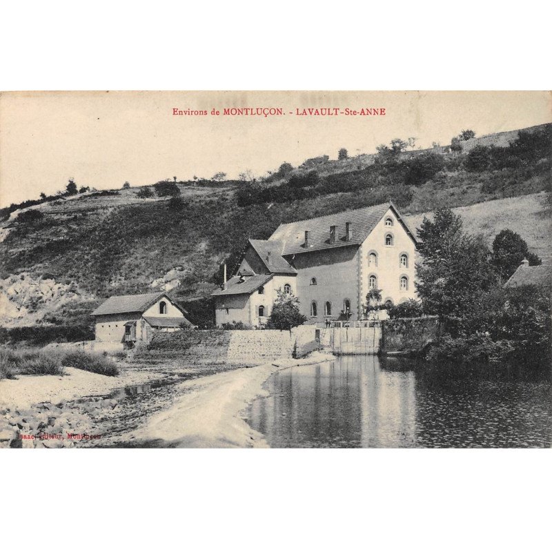 Environs de Montluçon - LAVAULT SAINTE ANNE - très bon état
