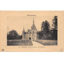 LAPALISSE - Entrée du Château - Vue intérieure - très bon état