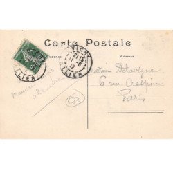 J'arrive à VICHY et vous envoie mes Amitiés - très bon état