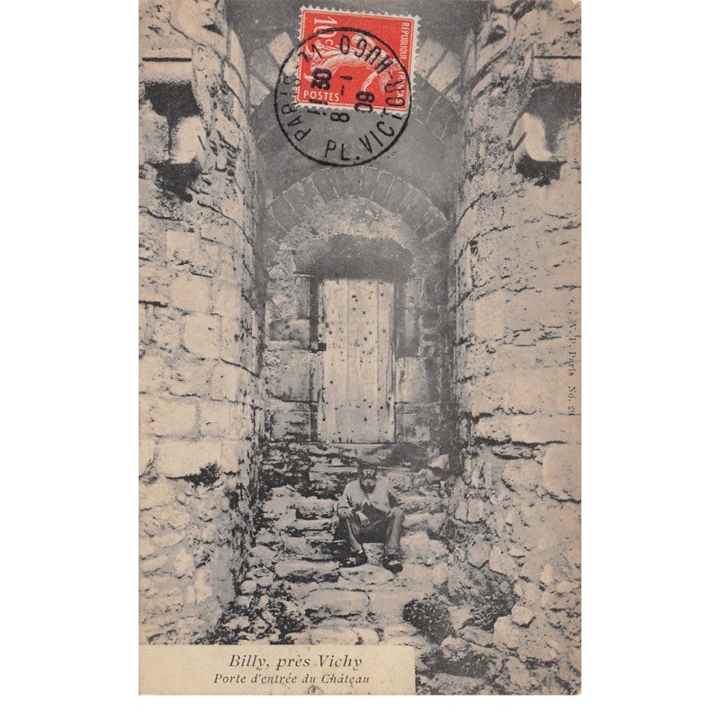 BILLY près Vichy - Porte d'entrée du Château - très bon état