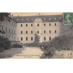YZEURE - Ecole Professionnelle Henri Mathé - Cour d'Honneur - très bon état