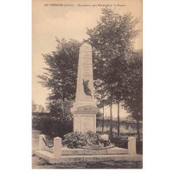 LE VEURDRE - Monument aux Morts pour la France - très bon état