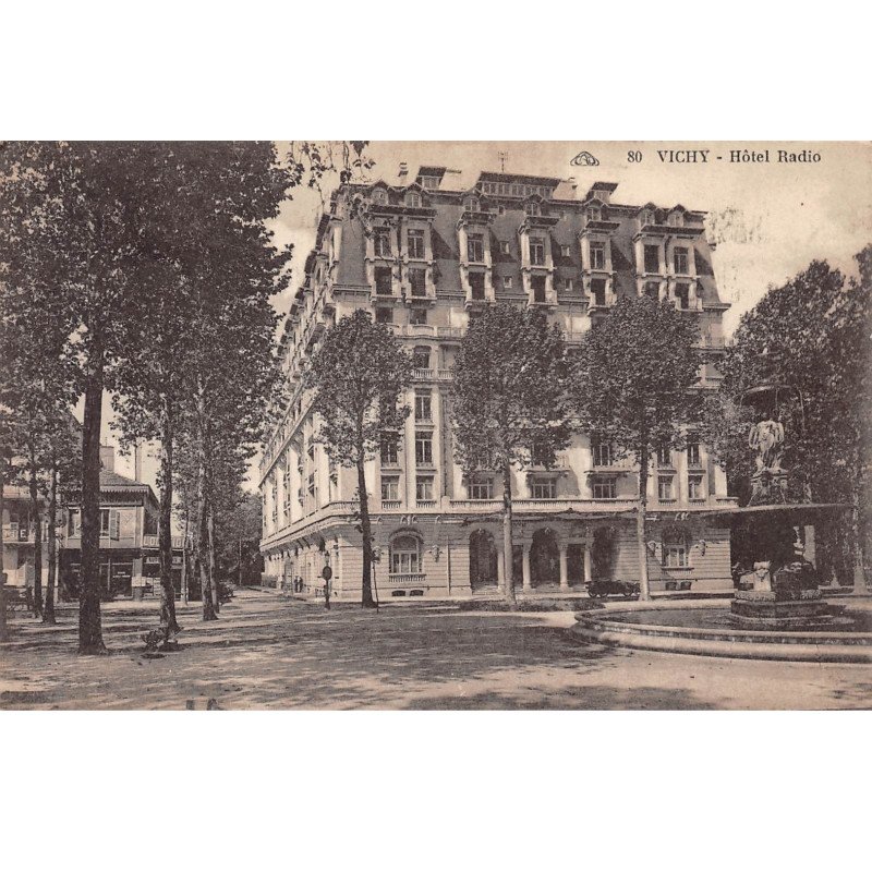 VICHY - Hôtel Radio - très bon état