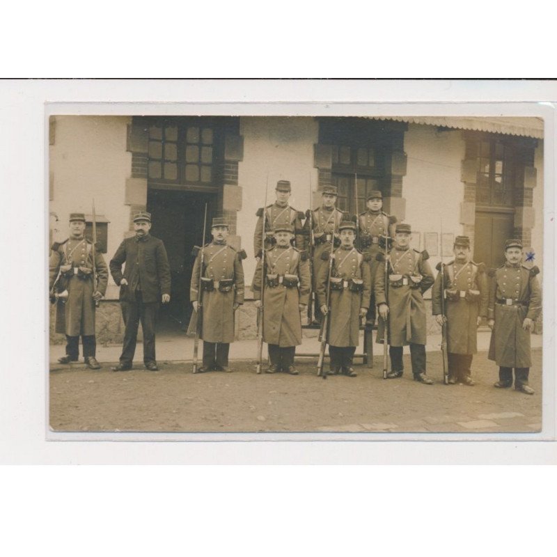 Carte photo - Militaires - très bon état