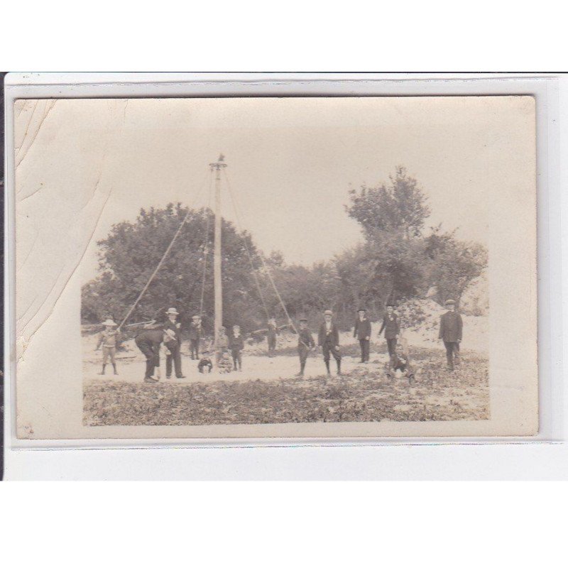 PRUNAY : carte photo - (jeu - enfants) - état