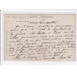 PARIS : carte photo de facteurs devant un bureau de Poste (texte sur les grèves)- très bon état