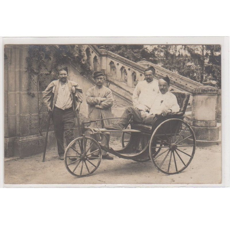 MARMOUTIER : carte photo de blessés (hopital militaire - voiture à 3 roues) - très bon état
