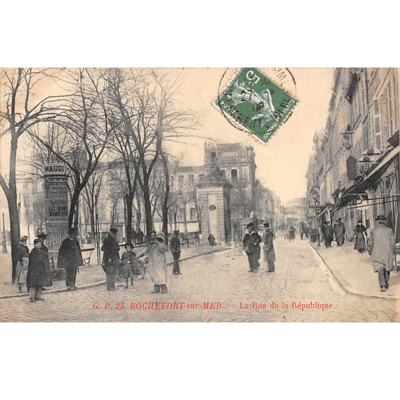 ROCHEFORT SUR MER - La Rue de la République - très bon état