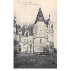 MIRAMBEAU - Le Château, Aile Nord et Cour d'Honneur - très bon état
