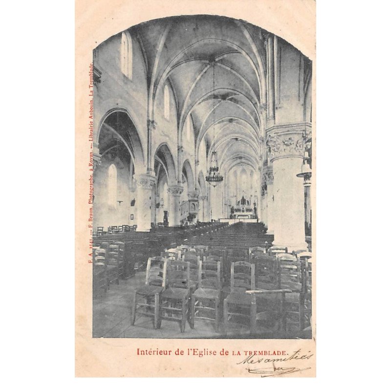 Intérieur de l'Eglise de LA TREMBLADE - très bon état
