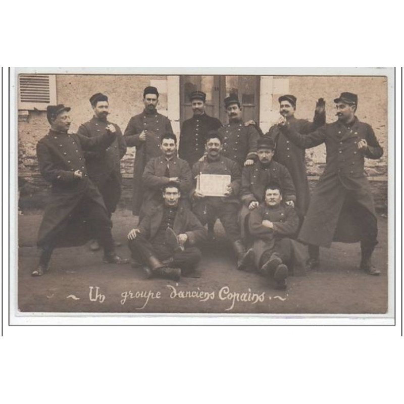 SAINT ENOGAT - CARTE PHOTO - MILITAIRES - très bon état