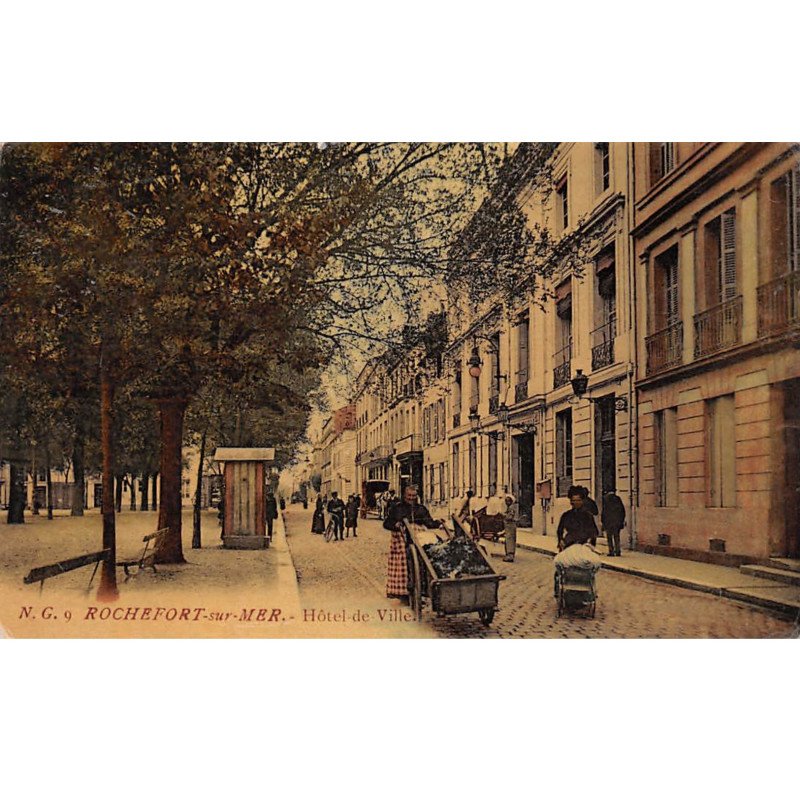 ROCHEFORT SUR MER - Hôtel de Ville - très bon état