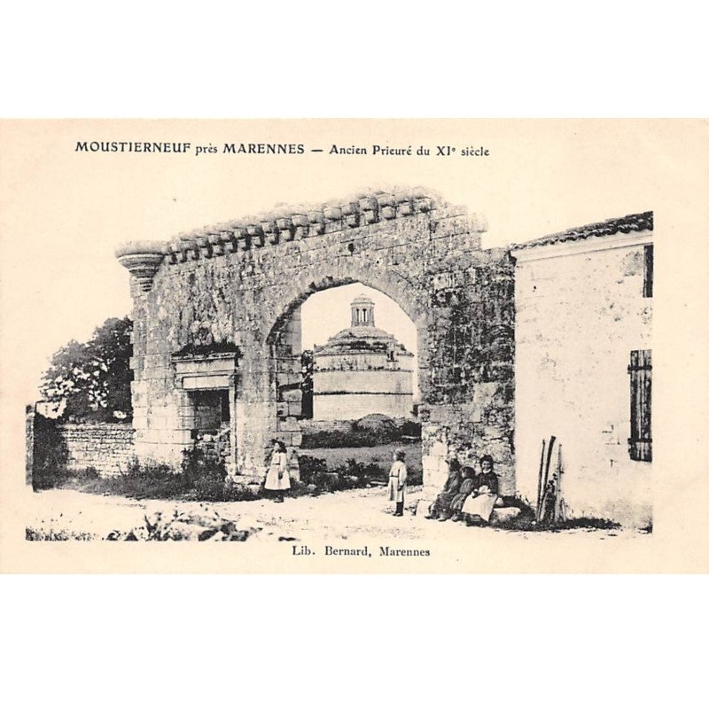 MOUSTIERNEUF près Marennes - Ancien Prieuré - très bon état