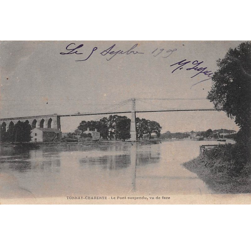 TONNAY CHARENTE - Le Pont suspendu, vu de face - très bon état