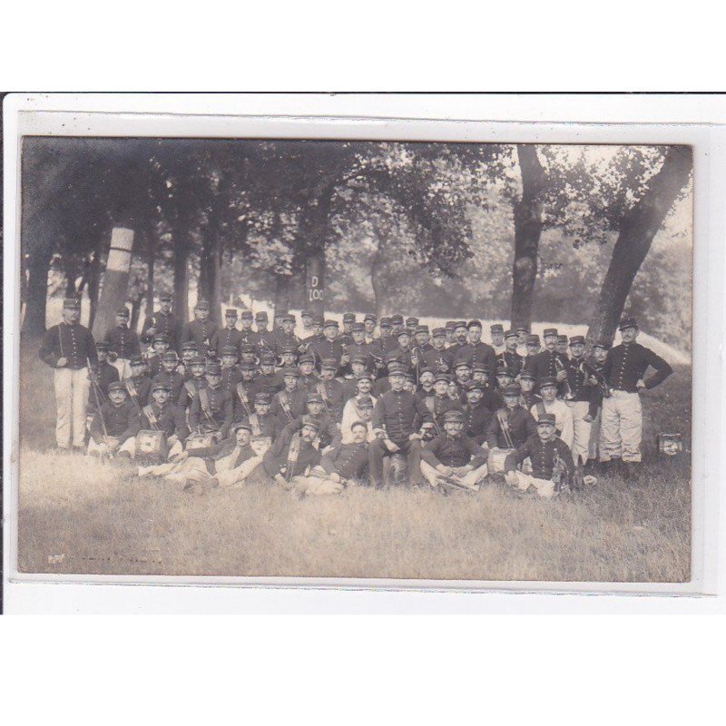 EQUEURDREVILLE : carte photo de militaires - très bon état