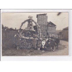JUMEL : carte photo d'une cavalcade (cloche - automobile) - très bon état