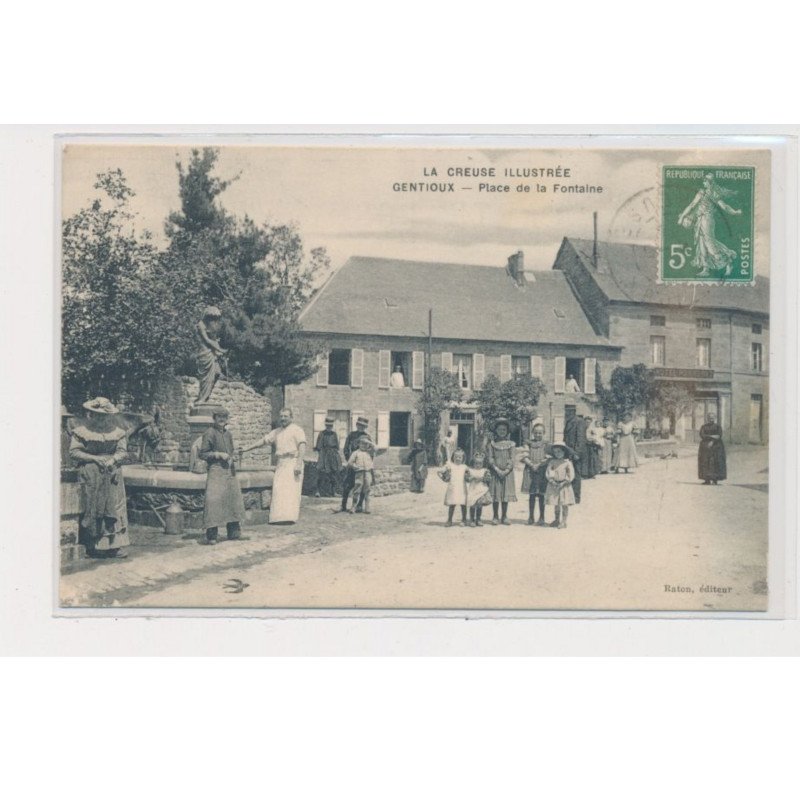 GINTIOUX - Place de la Fontaine - très bon état