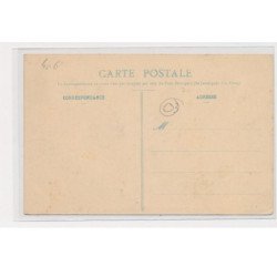 SAINT GERAND LE PUY - Place de la République - magasin "Au Bon Marché" - très bon état