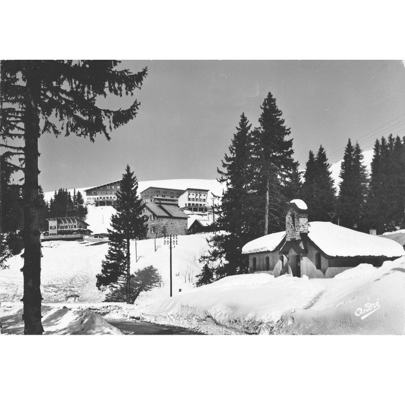 CHAMBROUSSE - Vue générale et la Chapelle - très bon état