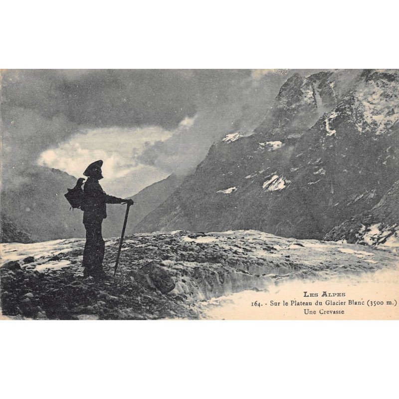 Sur le Plateau du Glacier Blanc - Une Crevasse - très bon état