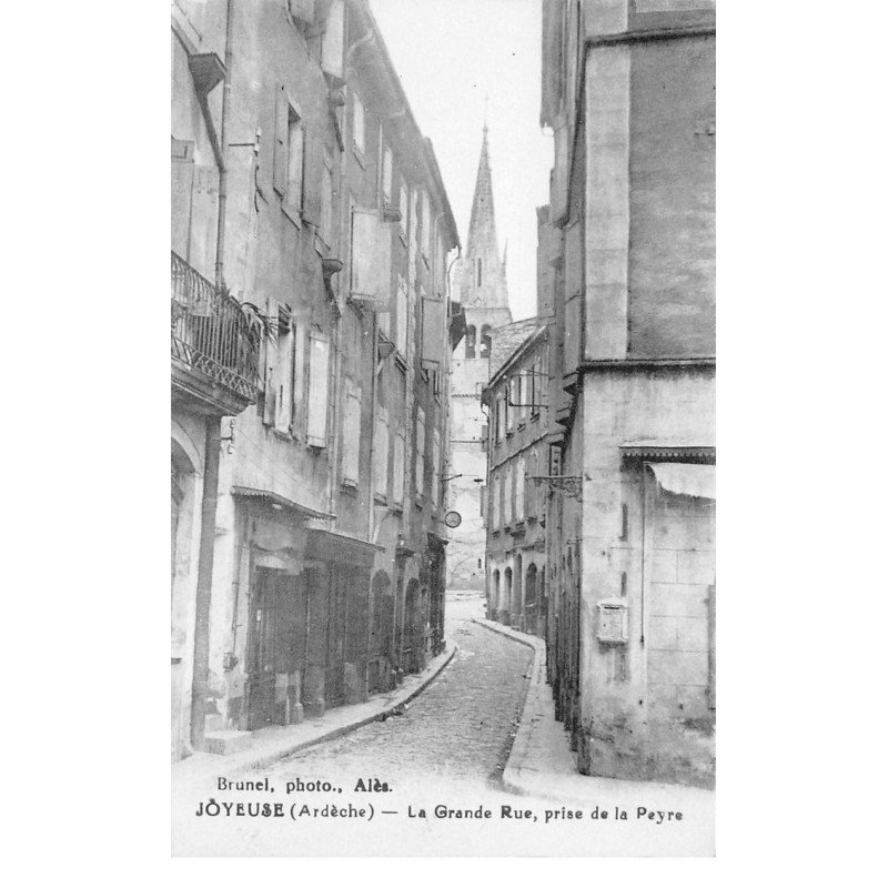 JOYEUSE - La Grande Rue, prise de la Peyre - très bon état JOYEUSE - La Grande Rue, prise de la Peyre - très bon état