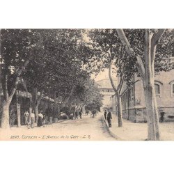 TARASCON - L'Avenue de la Gare - très bon état