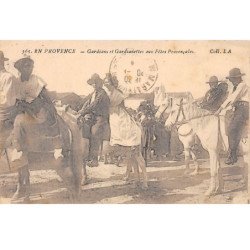 EN PROVENCE - Gardians et Gardianettes aux Fêtes Provençales - très bon état