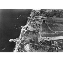 MARIGNANE - Vue aérienne de l'aéroport - très bon état