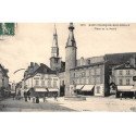 SAINT-POURCAIN-sur-SIOULE : place de la mairie - tres bon etat