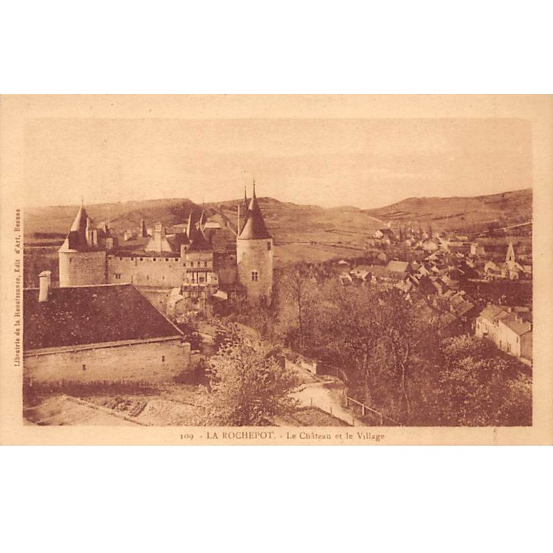 LA ROCHEPOT - Le Château et le Village - très bon état