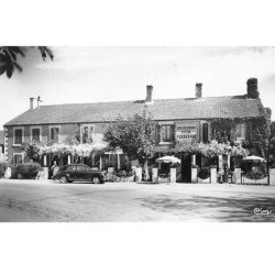 POUILLY SUR SAONE - L'Hôtel - très bon état