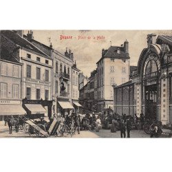 BEAUNE - Place de la Halle - très bon état