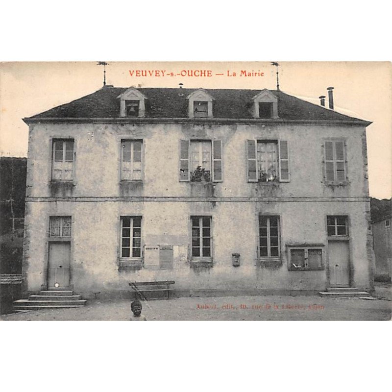 VEUVEY SUR OUCHE - La Mairie - très bon état