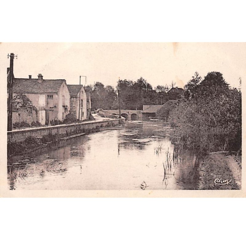 GRISELLES - La Rivière - très bon état