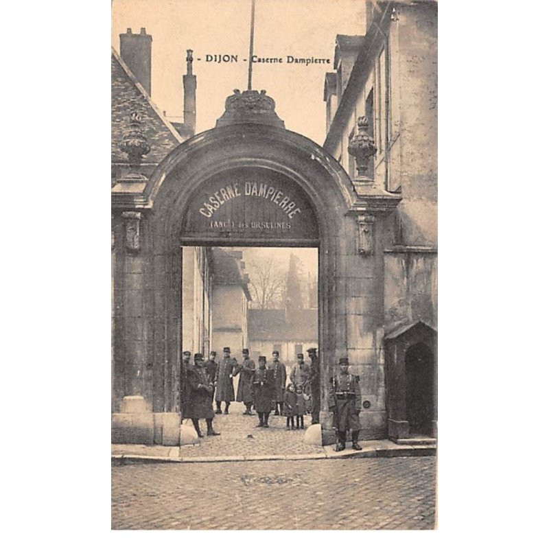 DIJON - Caserne Dampierre - très bon état