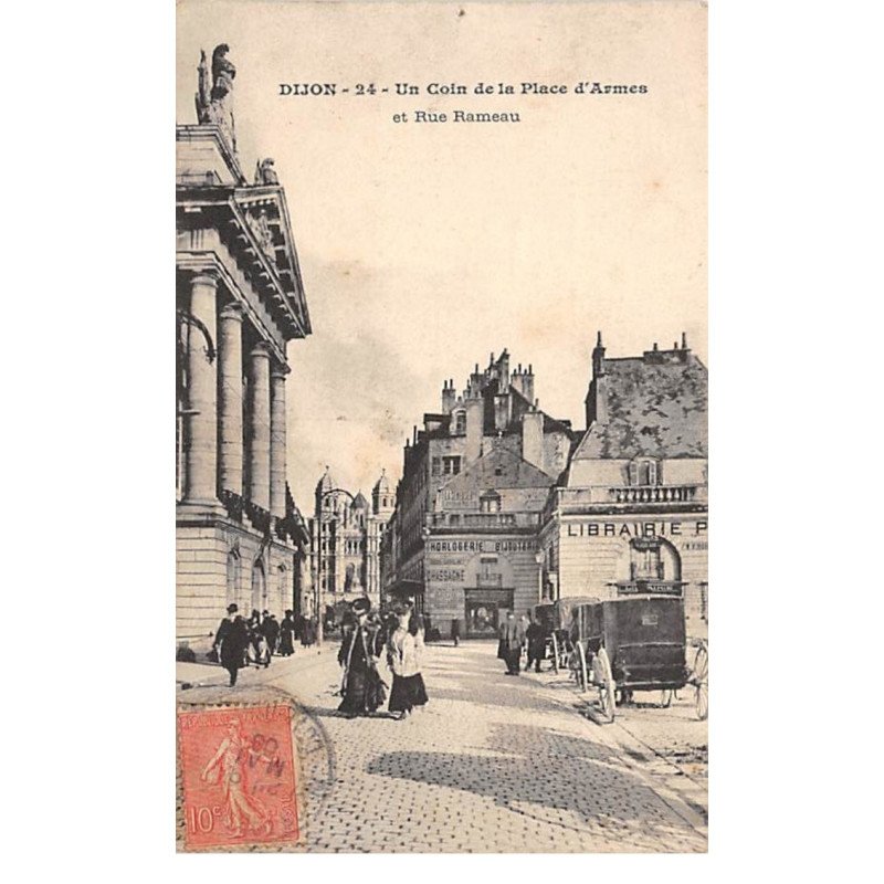 DIJON - Un coin de la Place d'Armes - très bon état