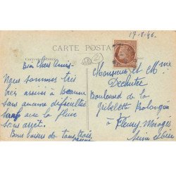 Hospice de BEAUNE - Procession de la Fête Dieu dans la cour d'honneur de l'Hôtel Dieu - très bon état