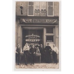 PARIS : carte photo du salon de coiffure MARIUS (coiffeur) - très bon état