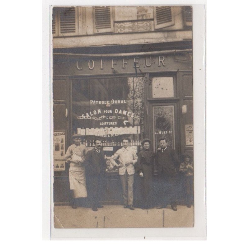 PARIS : carte photo du salon de coiffure HUET au 50 rue de la Folie Regnault (coiffeur) - état